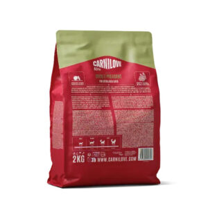Back view of a red and green Carnilove cat food bag, labeled Duck & Pheasant for felines, 2 kg