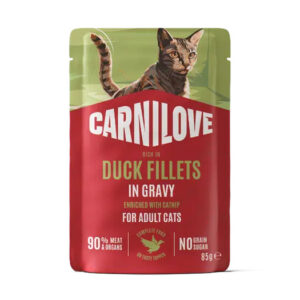 Carnilove Duck Fillets in Gravy cat food pouch for adult cats, red label with a cat image and green top; highlights include 90% meat & organs and no grain