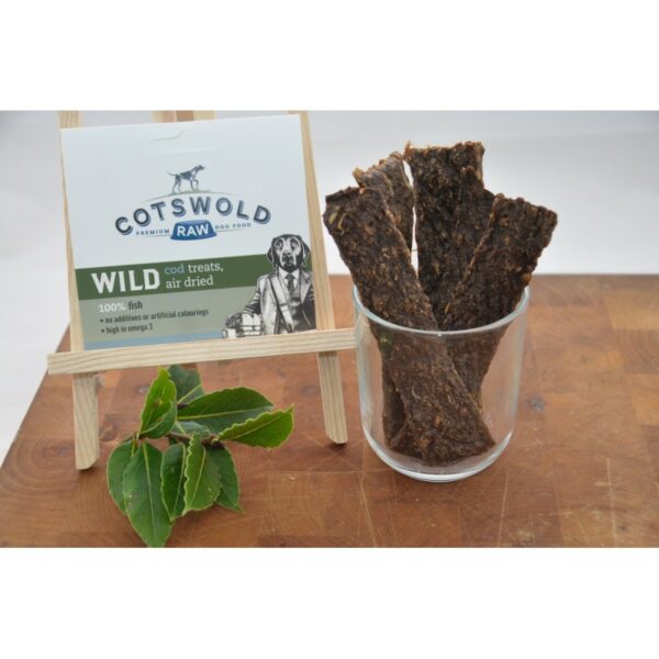 Cotswold Raw Pure Cod Treats 100g Trusty Pet Supplies